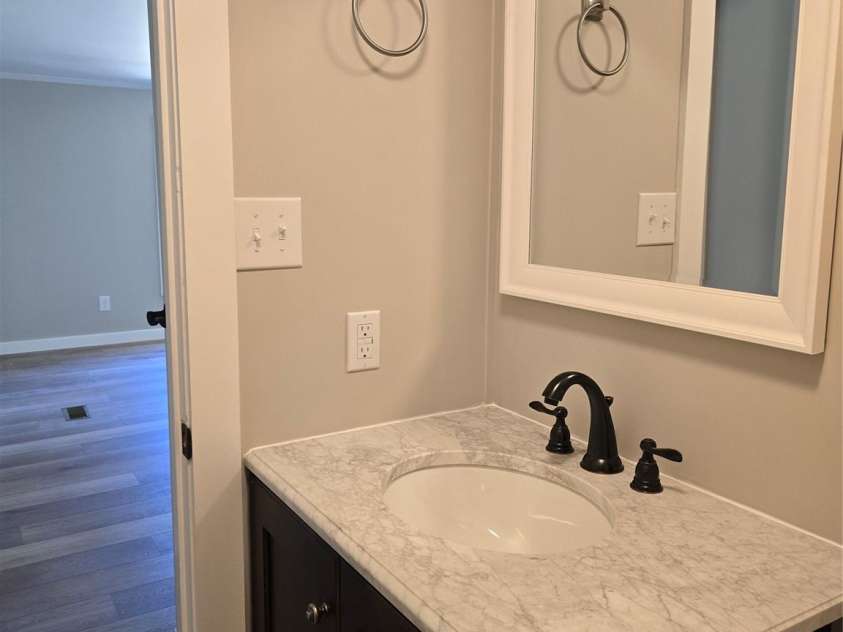 660 Childers Road, Cleveland, NC 27013.  MLS# CAR4428712, YatesRealty ID 53334. 2nd Full Bath