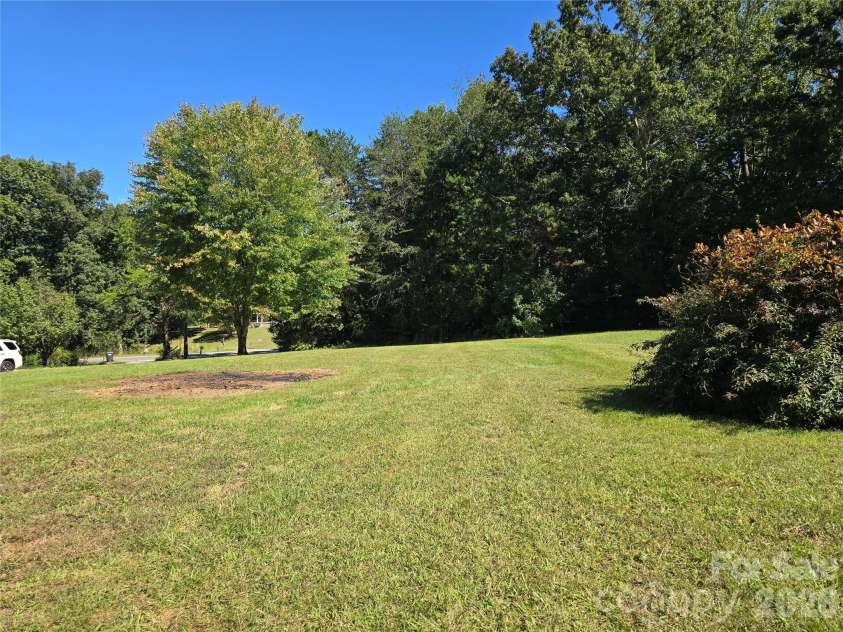 660 Childers Road, Cleveland, NC 27013.  MLS# CAR4428712, YatesRealty ID 53334. Huge Front Yard!