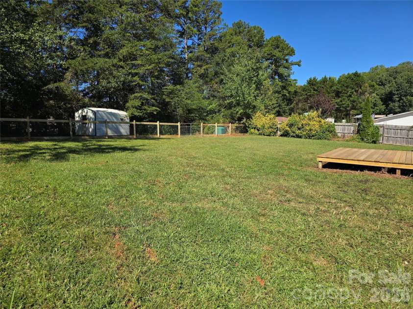 660 Childers Road, Cleveland, NC 27013.  MLS# CAR4428712, YatesRealty ID 53334. Large Backyard
