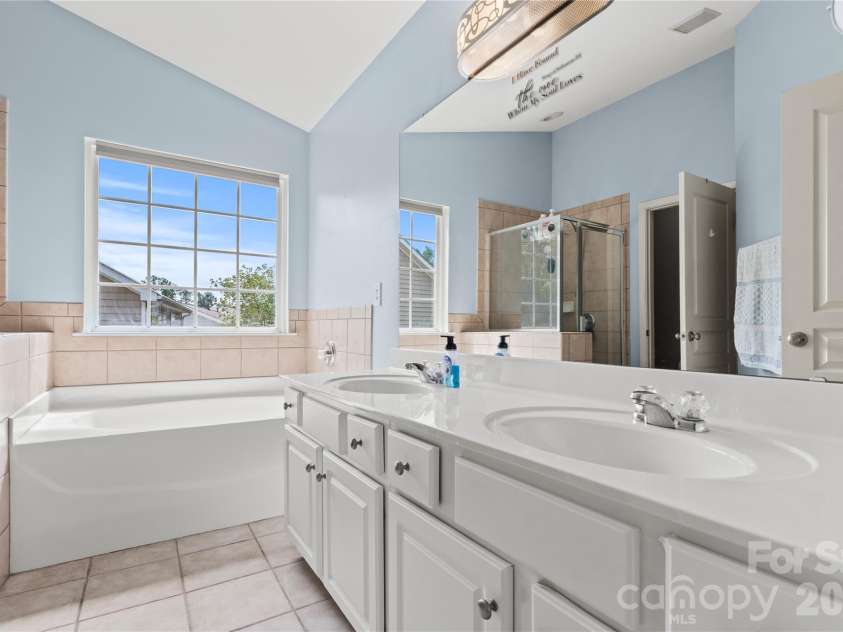 138 Whitley Mills Road, Fort Mill, SC 29708.  MLS# CAR4426887, YatesRealty ID 53338. 