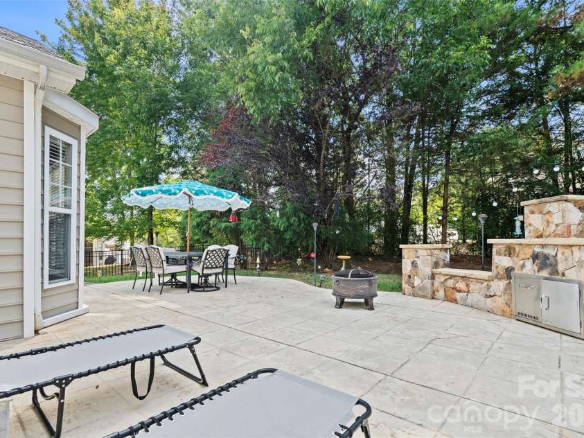 138 Whitley Mills Road, Fort Mill, SC 29708.  MLS# CAR4426887, YatesRealty ID 53338. 