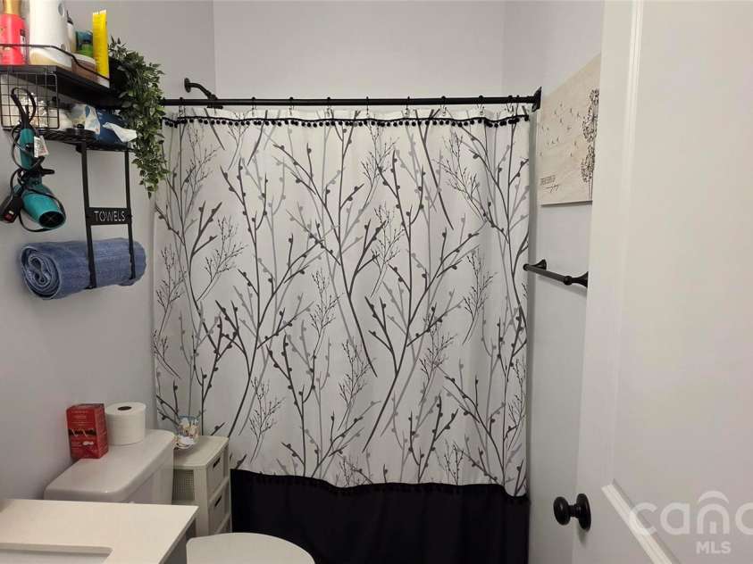 1007 Ridge Avenue, Kannapolis, NC 28083.  MLS# CAR4428925, YatesRealty ID 53339. 