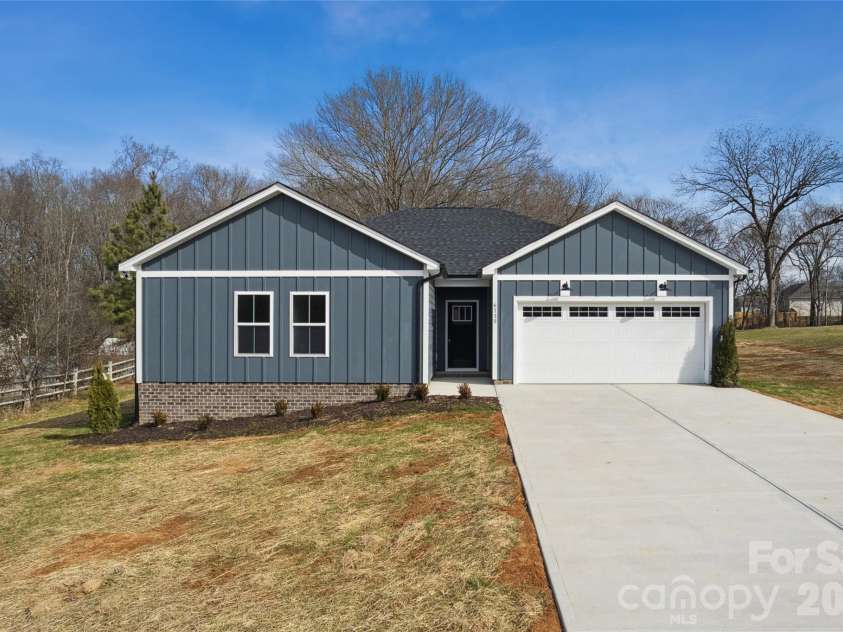 6115 Morehead Road, Harrisburg, NC 28075.  MLS# CAR4336548, YatesRealty ID 5334. 