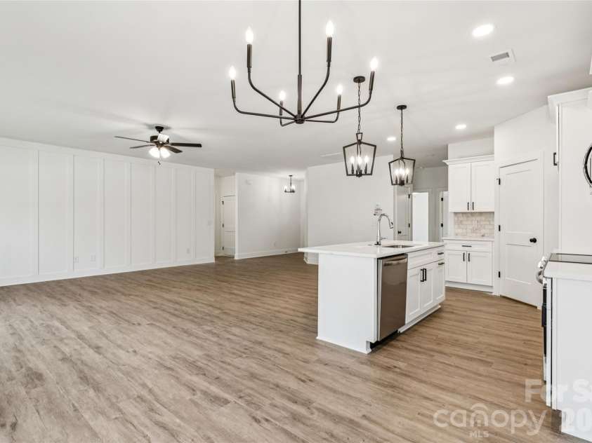 6115 Morehead Road, Harrisburg, NC 28075.  MLS# CAR4336548, YatesRealty ID 5334. 