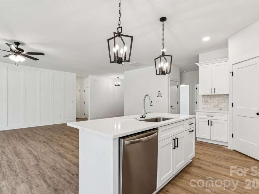 6115 Morehead Road, Harrisburg, NC 28075.  MLS# CAR4336548, YatesRealty ID 5334. 