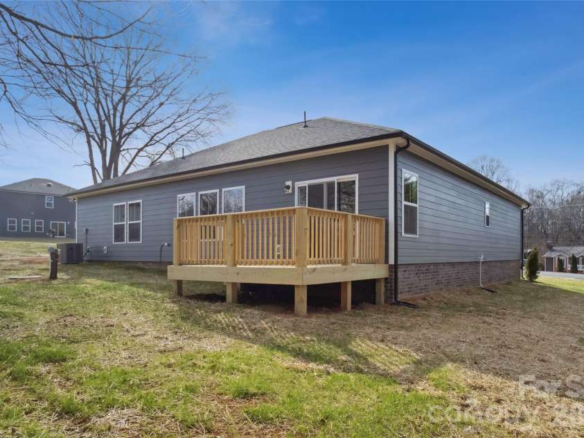 6115 Morehead Road, Harrisburg, NC 28075.  MLS# CAR4336548, YatesRealty ID 5334. 