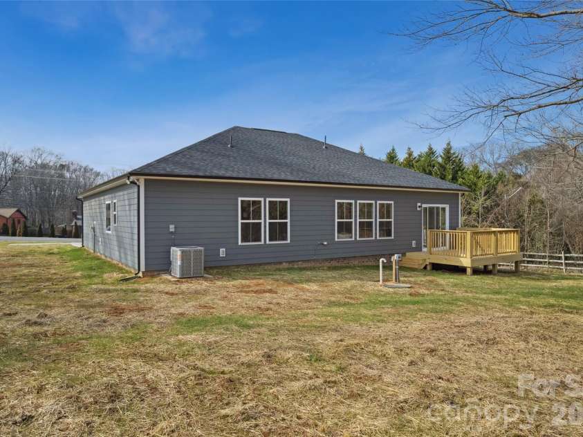 6115 Morehead Road, Harrisburg, NC 28075.  MLS# CAR4336548, YatesRealty ID 5334. 