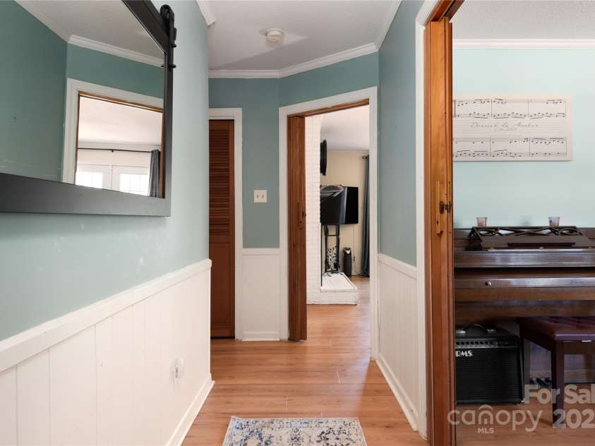 662 University Drive, Rock Hill, SC 29730.  MLS# CAR4224240, YatesRealty ID 5334. 