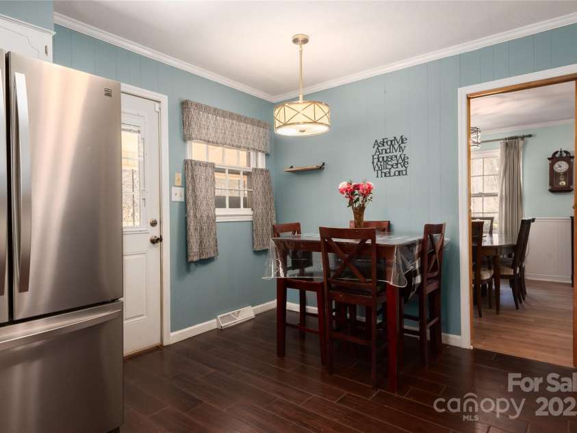 662 University Drive, Rock Hill, SC 29730.  MLS# CAR4224240, YatesRealty ID 5334. 