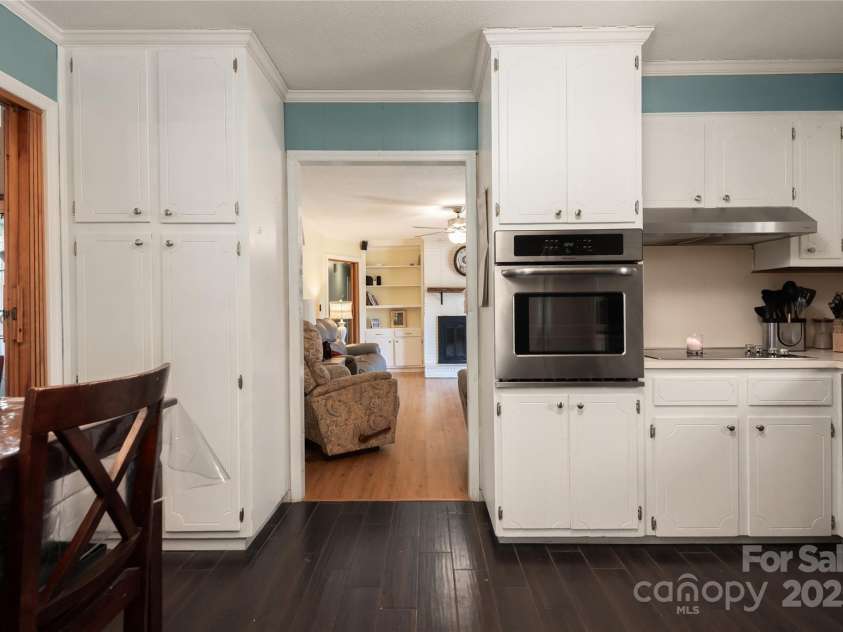 662 University Drive, Rock Hill, SC 29730.  MLS# CAR4224240, YatesRealty ID 5334. 