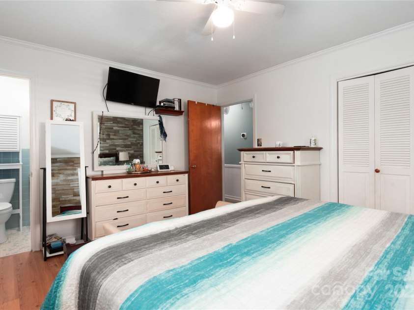 662 University Drive, Rock Hill, SC 29730.  MLS# CAR4224240, YatesRealty ID 5334. 
