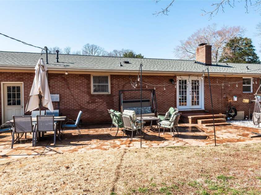662 University Drive, Rock Hill, SC 29730.  MLS# CAR4224240, YatesRealty ID 5334. 