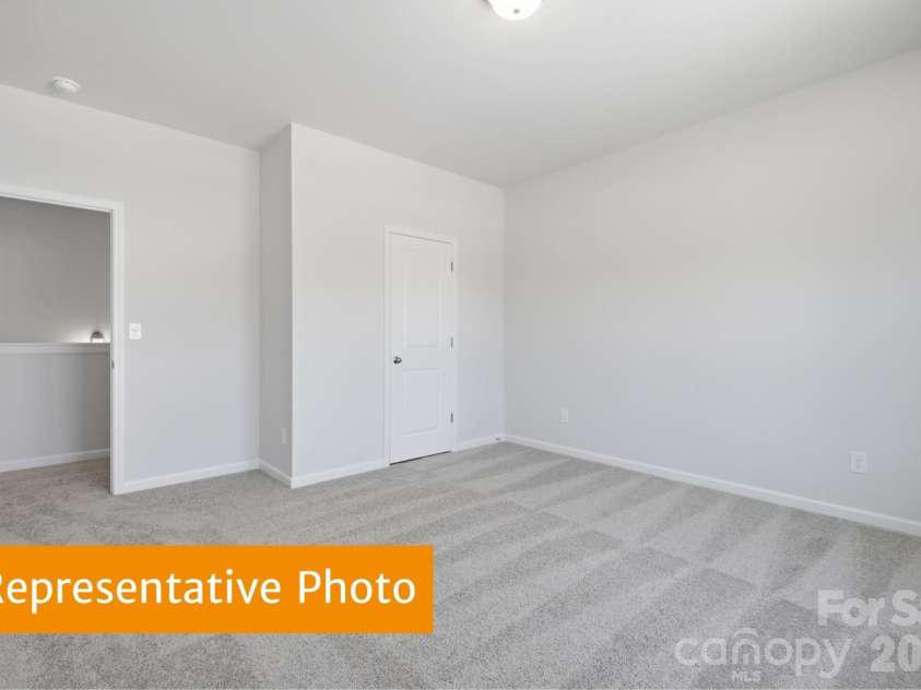 616 Rowe Crossing Drive, Newton, NC 28658.  MLS# CAR4428931, YatesRealty ID 53340. 