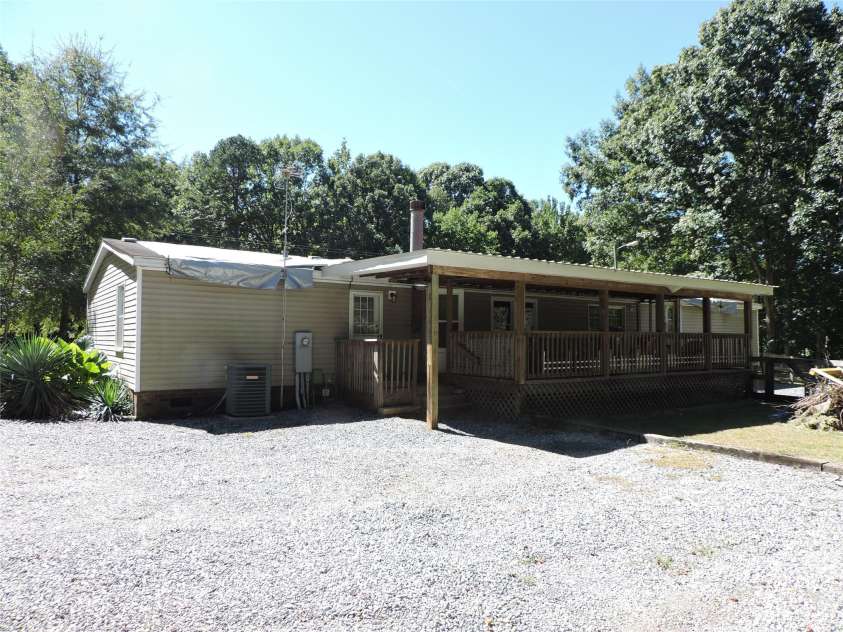 6300 Wright Road, Kannapolis, NC 28081.  MLS# CAR4426259, YatesRealty ID 53341. 