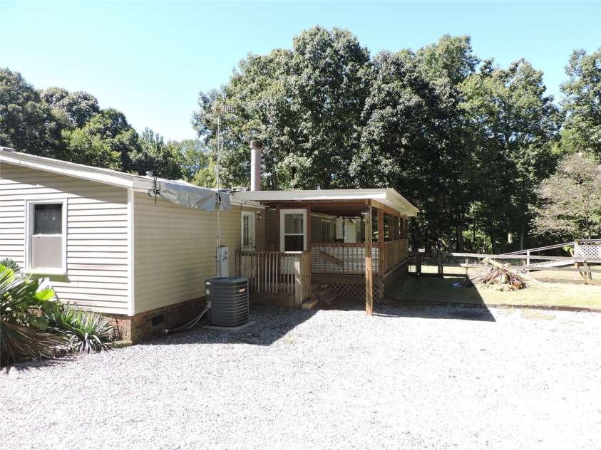 6300 Wright Road, Kannapolis, NC 28081.  MLS# CAR4426259, YatesRealty ID 53341. 