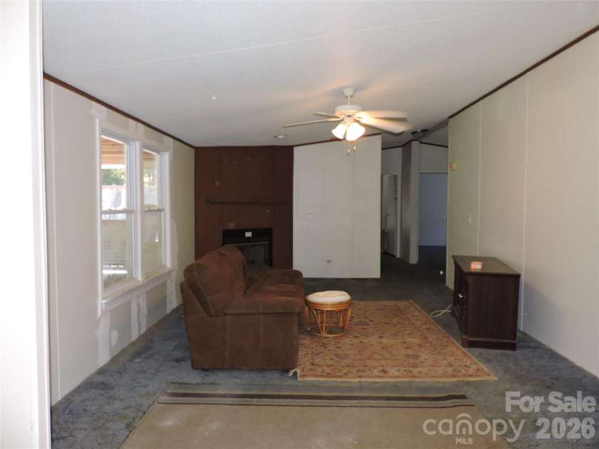 6300 Wright Road, Kannapolis, NC 28081.  MLS# CAR4426259, YatesRealty ID 53341. 