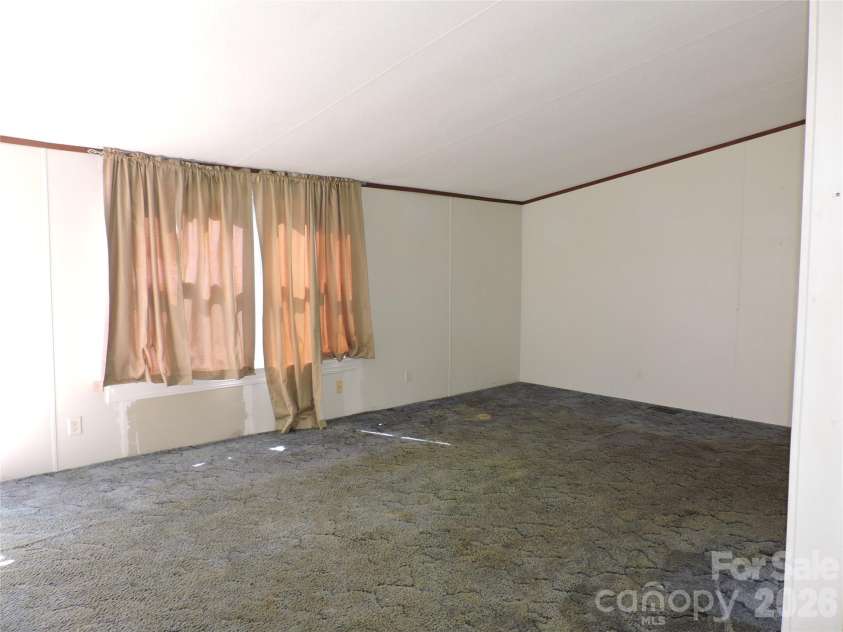 6300 Wright Road, Kannapolis, NC 28081.  MLS# CAR4426259, YatesRealty ID 53341. 
