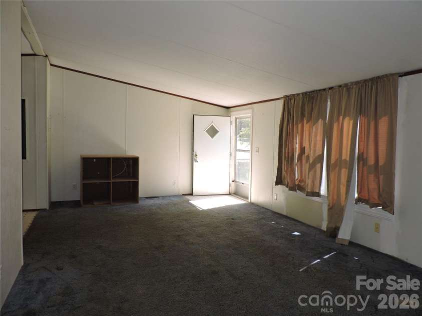 6300 Wright Road, Kannapolis, NC 28081.  MLS# CAR4426259, YatesRealty ID 53341. 