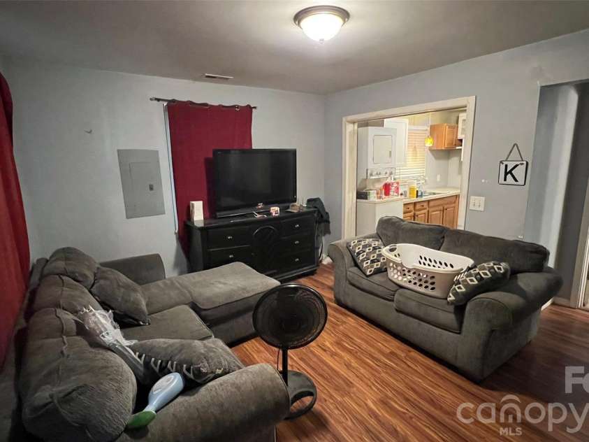 205 Seigle Street, Lowell, NC 28098.  MLS# CAR4428948, YatesRealty ID 53351. 