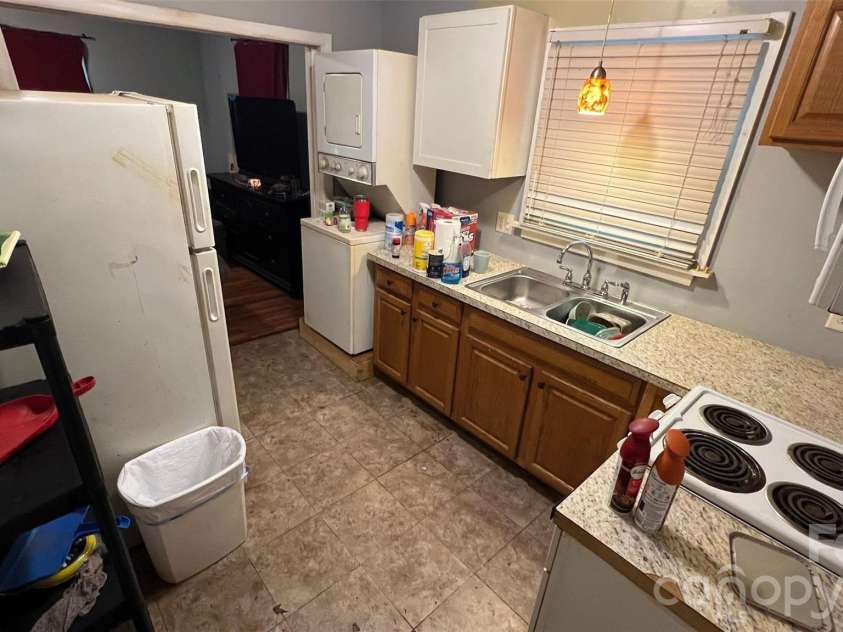 205 Seigle Street, Lowell, NC 28098.  MLS# CAR4428948, YatesRealty ID 53351. 
