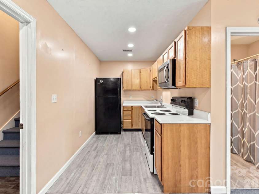 1345 Shirebourn None, Hickory, NC 28602.  MLS# CAR4428746, YatesRealty ID 53352. 2nd kitchen with virtual removal of freezer