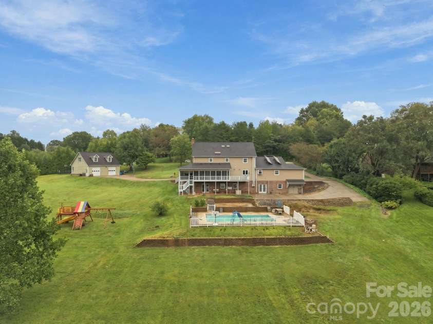 1345 Shirebourn None, Hickory, NC 28602.  MLS# CAR4428746, YatesRealty ID 53352. 