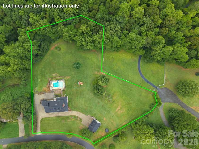 1345 Shirebourn None, Hickory, NC 28602.  MLS# CAR4428746, YatesRealty ID 53352. Approximate lot lines