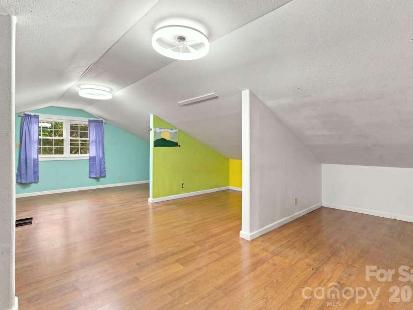 1345 Shirebourn None, Hickory, NC 28602.  MLS# CAR4428746, YatesRealty ID 53352. Bonus room