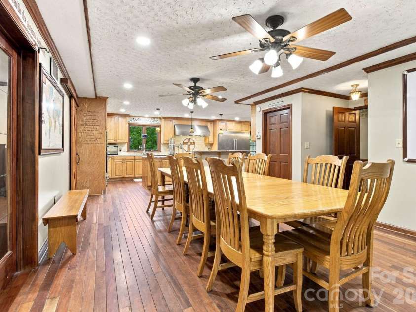 1345 Shirebourn None, Hickory, NC 28602.  MLS# CAR4428746, YatesRealty ID 53352. Dining area