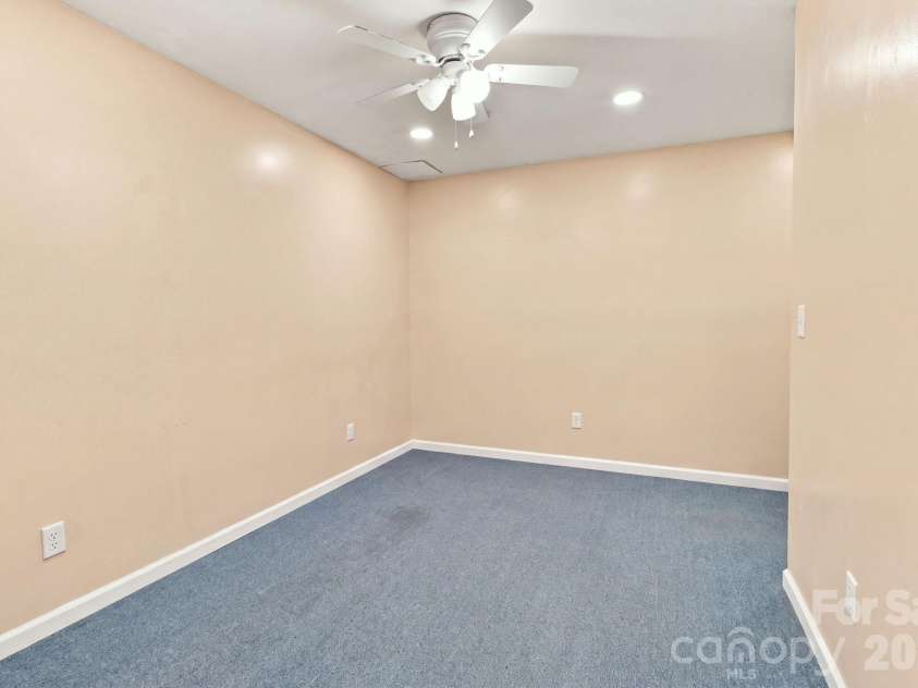 1345 Shirebourn None, Hickory, NC 28602.  MLS# CAR4428746, YatesRealty ID 53352. Flex space in basement