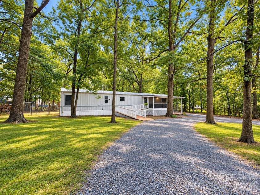 3415 Waxhaw Highway, Monroe, NC 28112.  MLS# CAR4428428, YatesRealty ID 53358. 