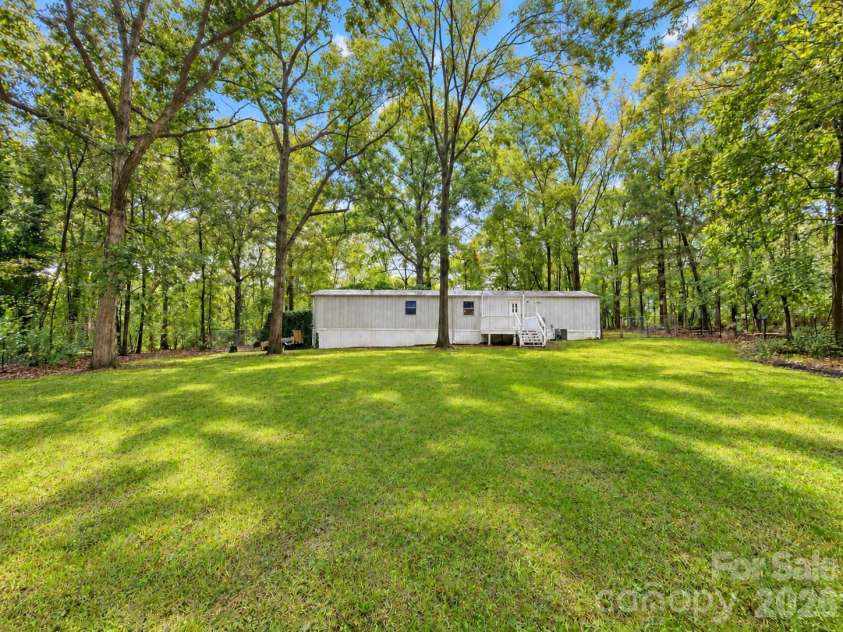 3415 Waxhaw Highway, Monroe, NC 28112.  MLS# CAR4428428, YatesRealty ID 53358. 