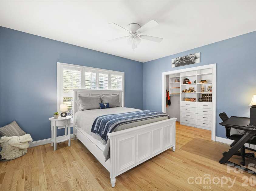 350 Royal Burgess Drive, Campobello, SC 29322.  MLS# CAR4348825, YatesRealty ID 5336. 