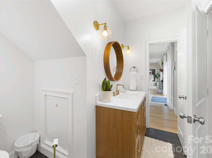 350 Royal Burgess Drive, Campobello, SC 29322.  MLS# CAR4348825, YatesRealty ID 5336. 