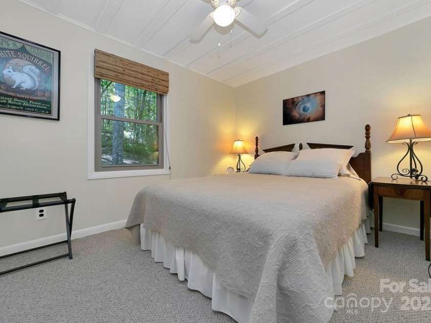 57 Echota Lane, Brevard, NC 28712.  MLS# CAR4230498, YatesRealty ID 5336. 2nd Bedroom on Main level