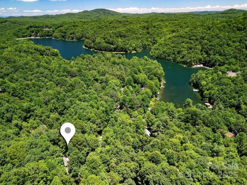 57 Echota Lane, Brevard, NC 28712.  MLS# CAR4230498, YatesRealty ID 5336. Proximity to Lake Ticoa