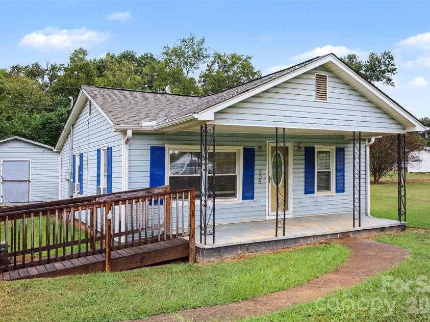 306 Edel Street, Kings Mountain, NC 28086.  MLS# CAR4428711, YatesRealty ID 53361. 