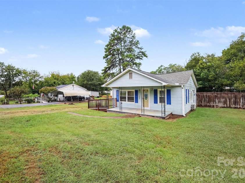 306 Edel Street, Kings Mountain, NC 28086.  MLS# CAR4428711, YatesRealty ID 53361. 