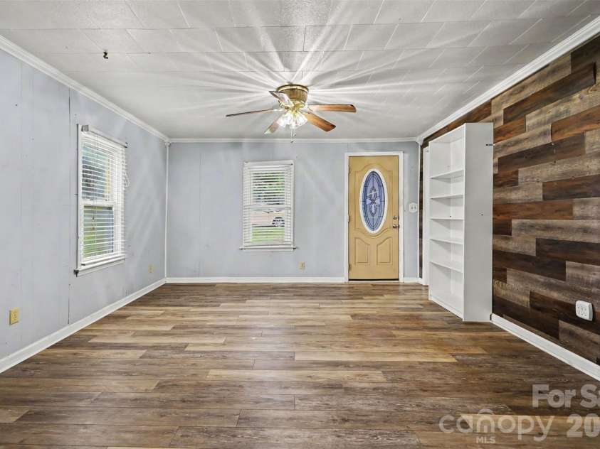 306 Edel Street, Kings Mountain, NC 28086.  MLS# CAR4428711, YatesRealty ID 53361. 