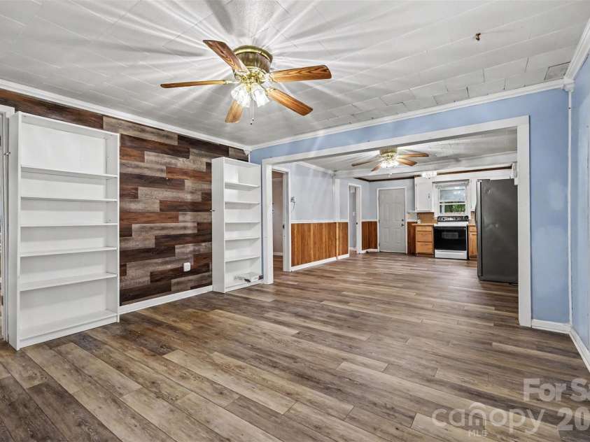 306 Edel Street, Kings Mountain, NC 28086.  MLS# CAR4428711, YatesRealty ID 53361. 