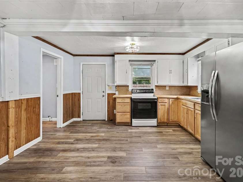 306 Edel Street, Kings Mountain, NC 28086.  MLS# CAR4428711, YatesRealty ID 53361. 