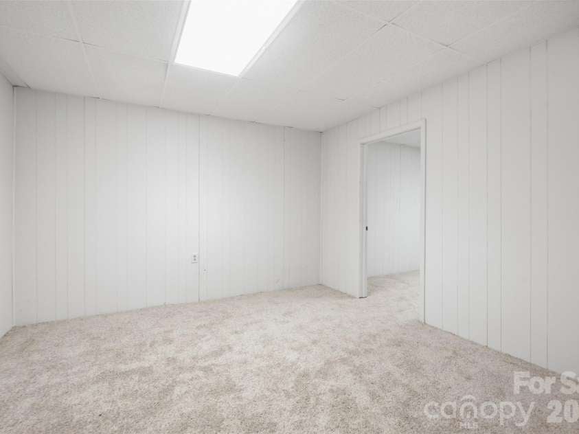 424 Holland Drive, Statesville, NC 28677.  MLS# CAR4428690, YatesRealty ID 53363. Basement