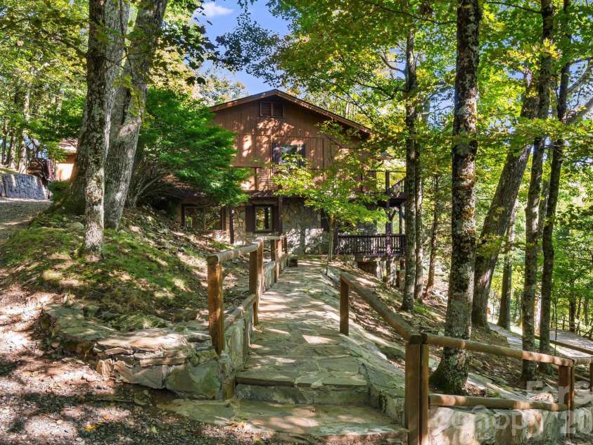 342 Granny Lewis Lane, Mars Hill, NC 28754.  MLS# CAR4428458, YatesRealty ID 53365. 