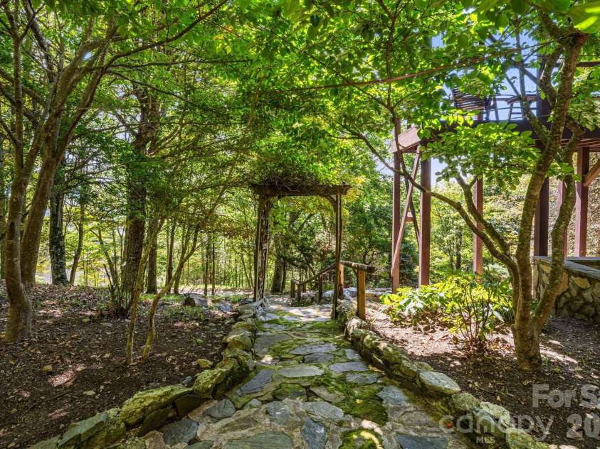 342 Granny Lewis Lane, Mars Hill, NC 28754.  MLS# CAR4428458, YatesRealty ID 53365. 