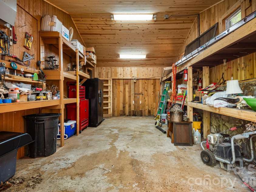 342 Granny Lewis Lane, Mars Hill, NC 28754.  MLS# CAR4428458, YatesRealty ID 53365. Garage