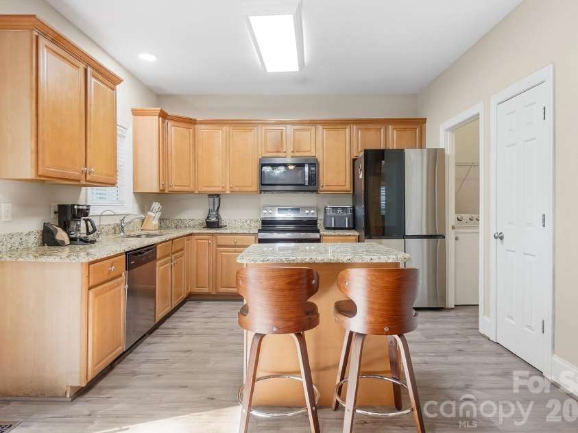 14010 Wild Elm Road, Charlotte, NC 28277.  MLS# CAR4428800, YatesRealty ID 53366. 