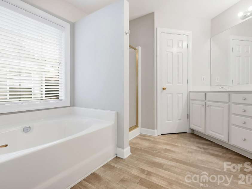 14010 Wild Elm Road, Charlotte, NC 28277.  MLS# CAR4428800, YatesRealty ID 53366. 