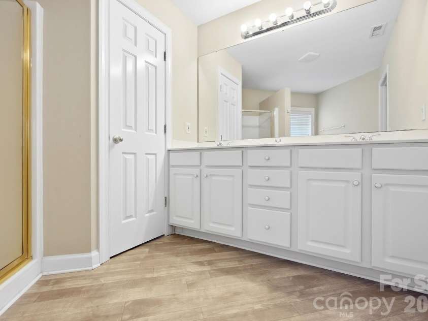 14010 Wild Elm Road, Charlotte, NC 28277.  MLS# CAR4428800, YatesRealty ID 53366. 