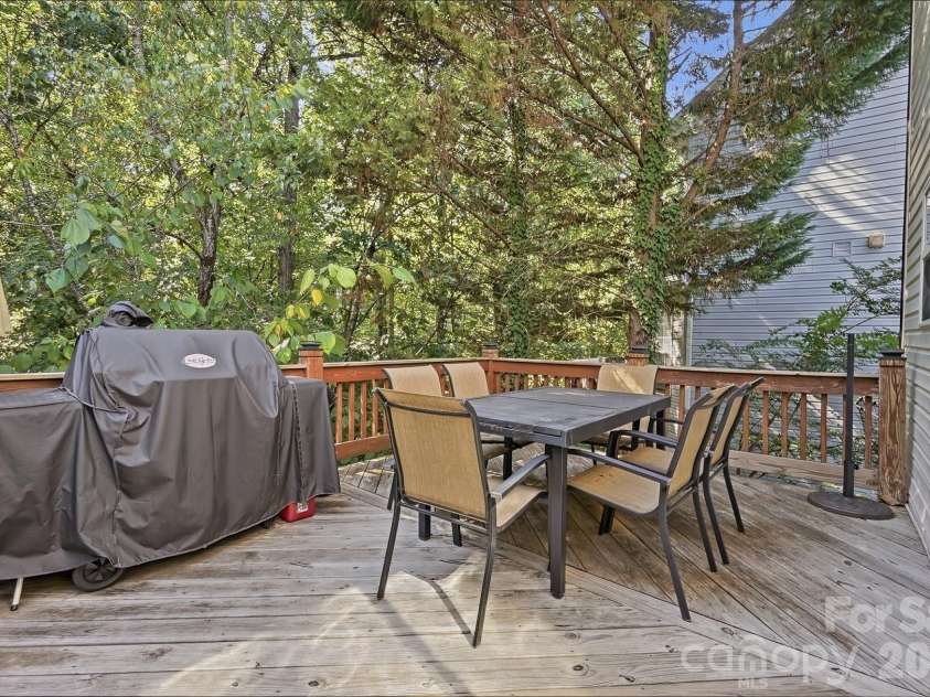 14010 Wild Elm Road, Charlotte, NC 28277.  MLS# CAR4428800, YatesRealty ID 53366. 
