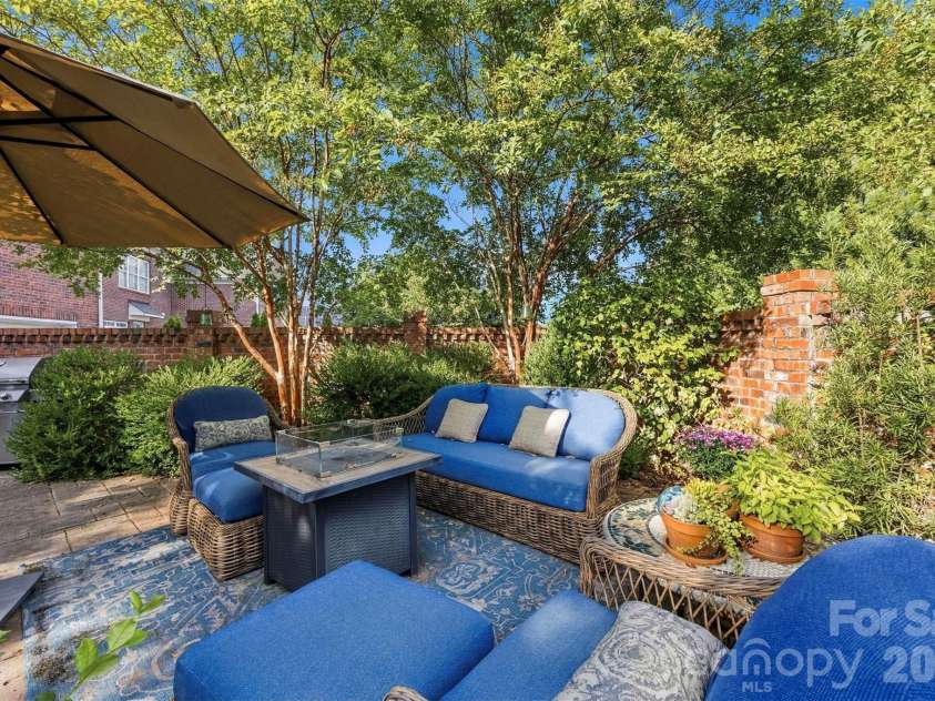 240 Hawthorne Park Avenue, Belmont, NC 28012.  MLS# CAR4428825, YatesRealty ID 53367. 
